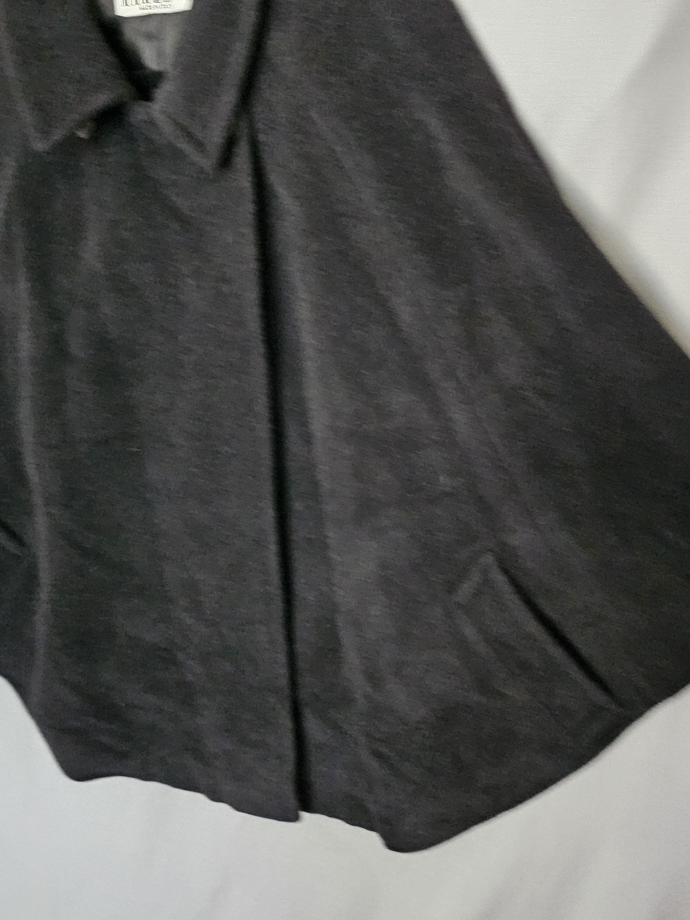 MARELLA Black Wool Cape with Single Button Collar - Picture 4 of 6